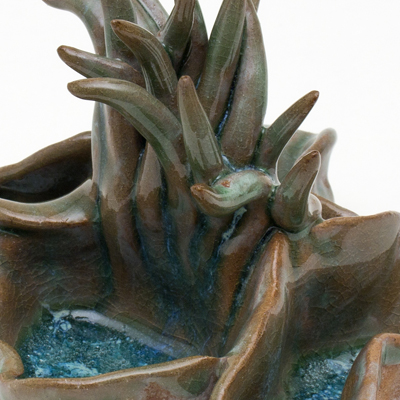 Sin título. Gres esmaltado.10 x 12 x 13 cm. 2012<br>
Untitled. Glazed stoneware. 3.9 x 4.7 x 5.1 in. 2012
