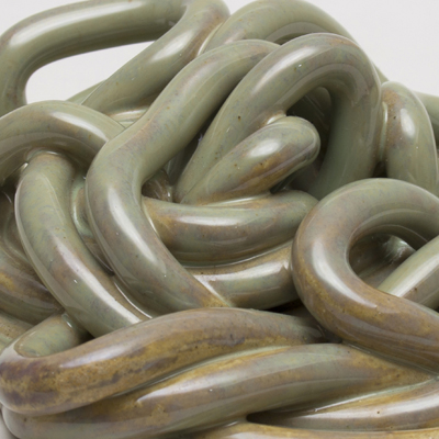 Sin título. Gres esmaltado. 5 x 14 x 13 cm. 2007<br>
Untitled. Glazed stoneware. 1.9 x 5.5 x 5.1 in. 2007
