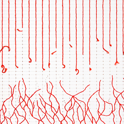 Sin título. Bordado y lápiz sobre papel. Tríptico. 20 x 77 cm. 2006<br>
Untitled. Embroidery and pencil on paper. Triptych. 7.8 x 30.3 in. 2006

